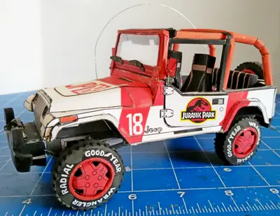 [ABC 1999-19-20] Jeep Wrangler Jurassic Park-52纸模网 - 海量纸模型图纸下载